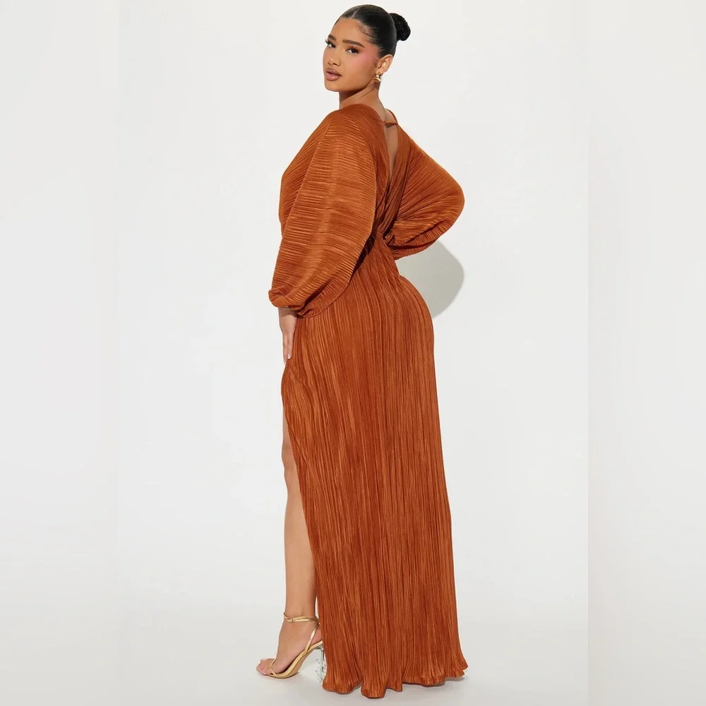 Copper Orange Pleated V-Neck Maxi Dress - Picture 2 of 7